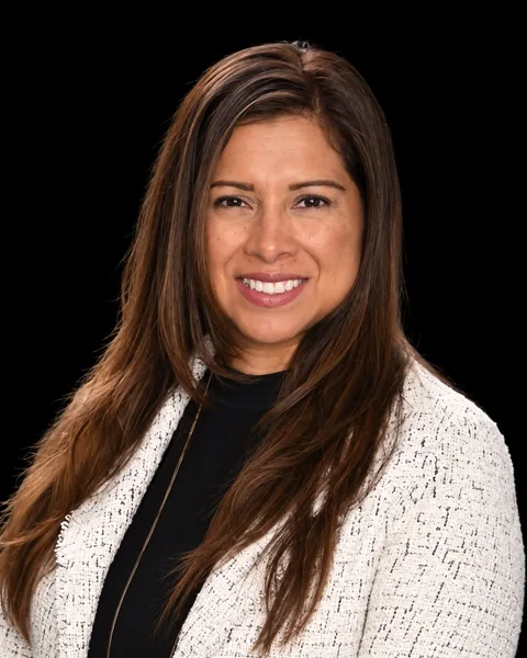 Elizabeth (Liz) Diaz, REALTOR®, The Michael O'Neal Group